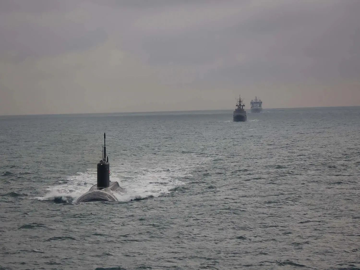 Royal Navy ships track a Russian submarine through the English Channel in December 2025.