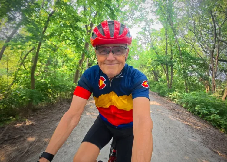 I’m 77, and I discovered my love for running while serving in Vietnam. Now I work out 7 days a week.