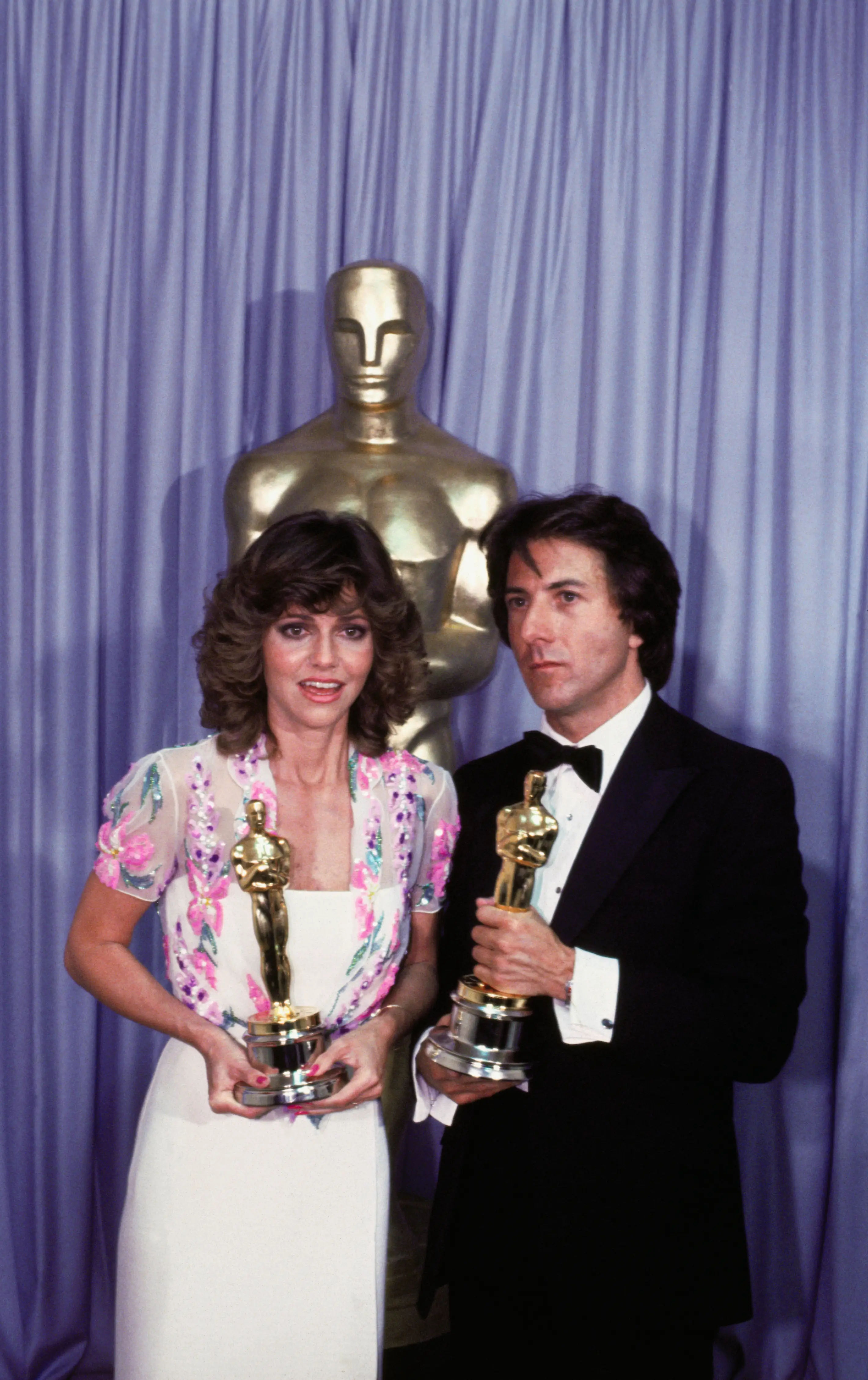 Sally Field and Dustin Hoffman at the 1980 Oscars
