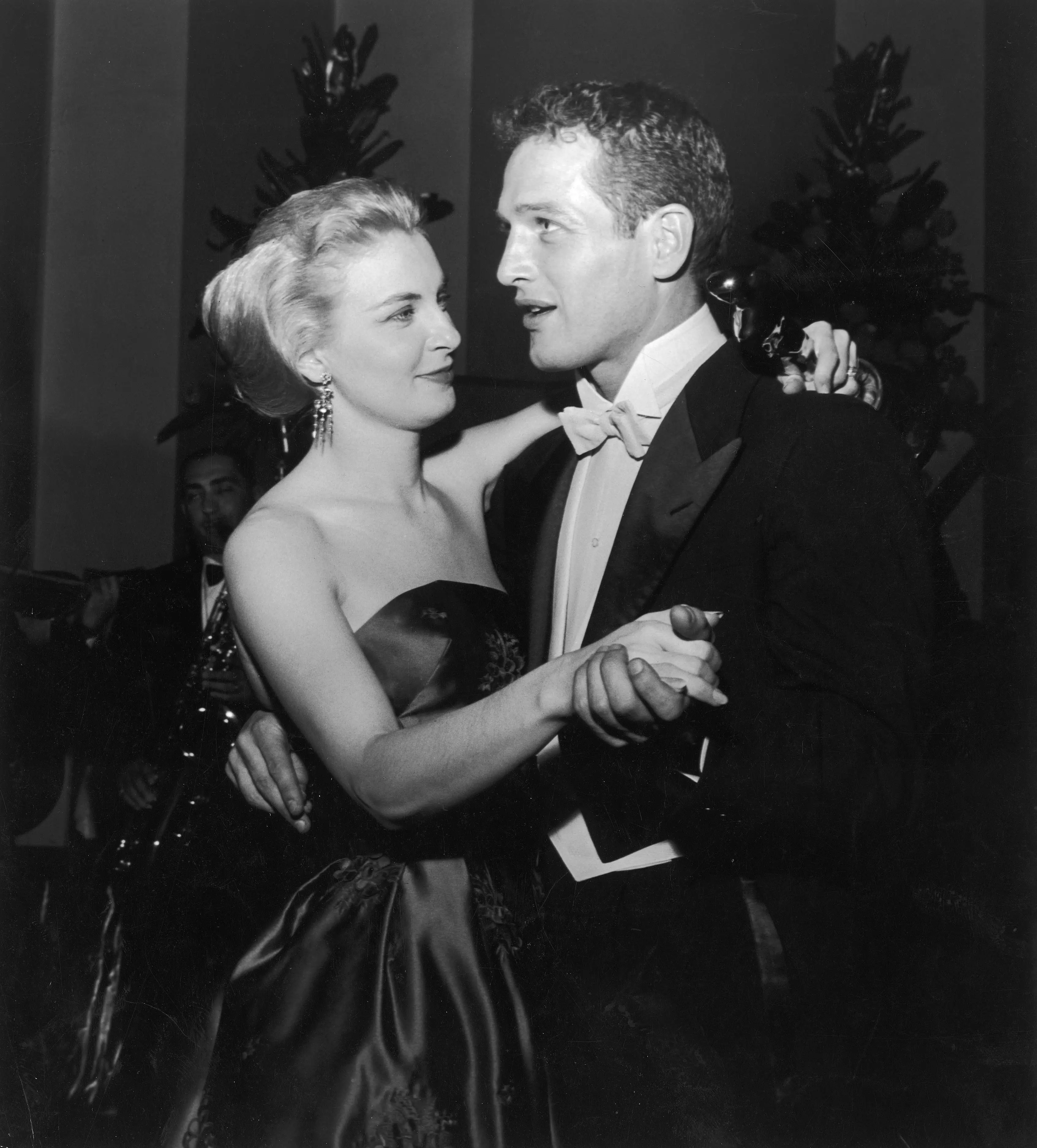 Joanne Woodward and Paul Newman at the 1958 Oscars