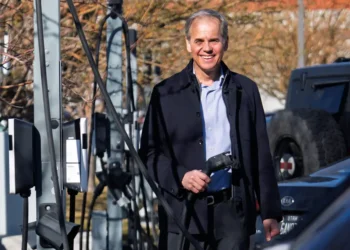 I put EV chargers in my company’s parking lot. With gas prices soaring, employees appreciate them even more.