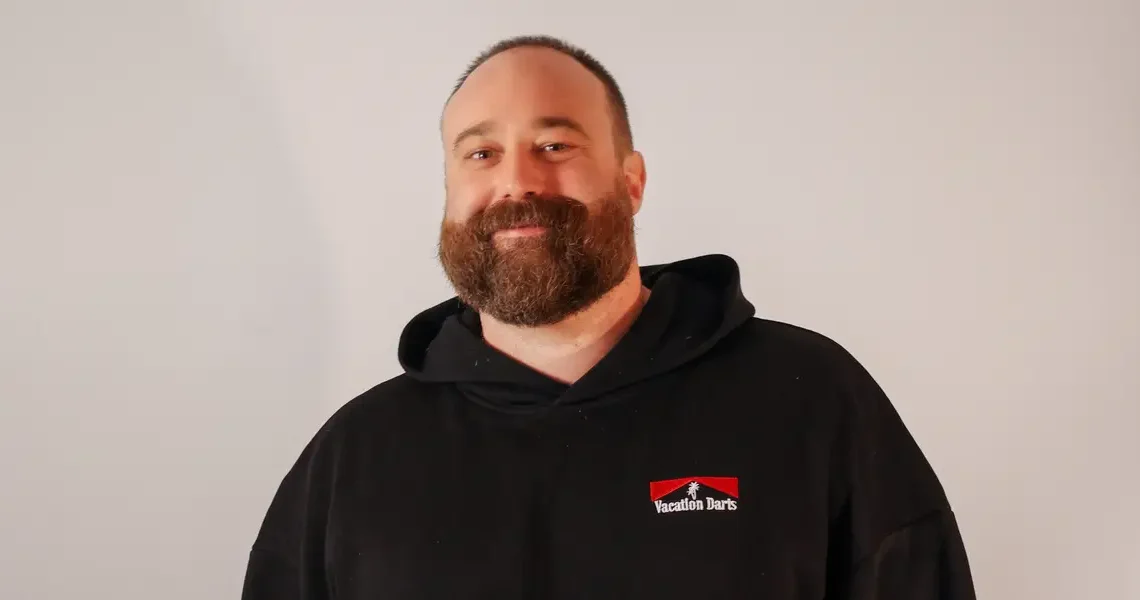 I started a side hustle while working at Yelp — then went all in on my business. I’ve made over $112,000 in revenue and feel so fulfilled.