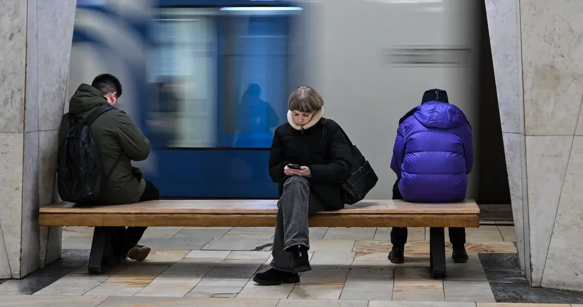 Inside the race to cut Russia off from the global internet