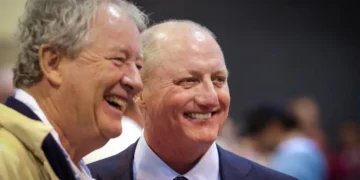 Berkshire Hathaway just broadcast its most bullish signal in years