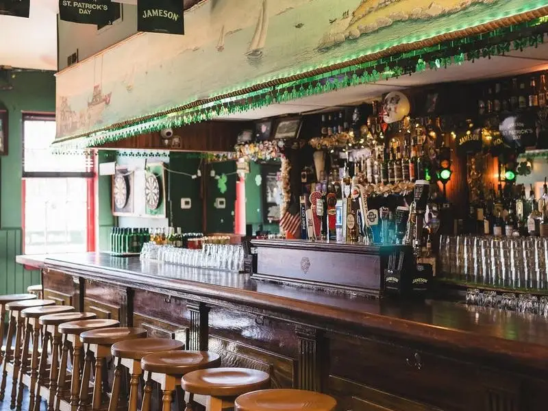 Murphy's Grand Irish Pub