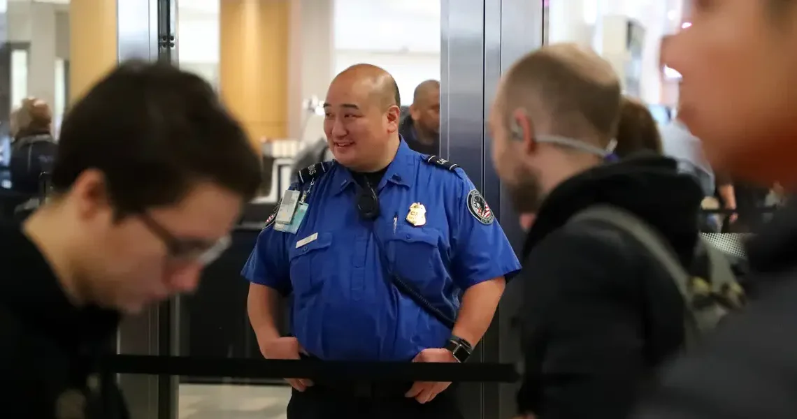These 20 airports don’t use TSA screeners and are avoiding the travel chaos