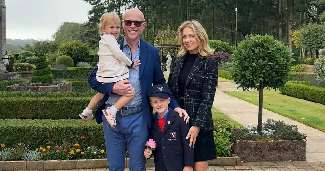 I’m a billionaire with 8 kids. Here’s how I avoid spoiling them — and my most important parenting rule
