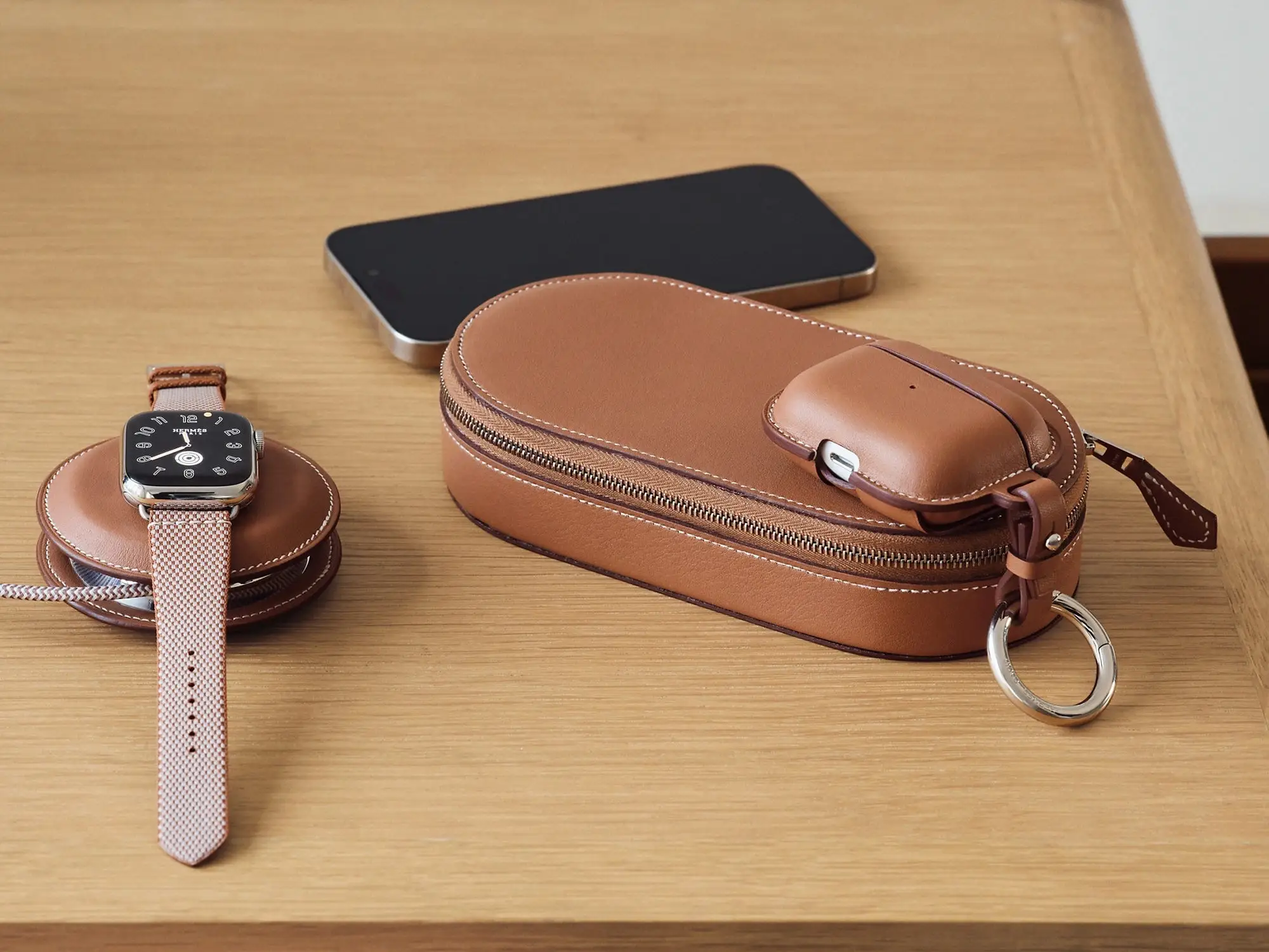 Hermès charging accessories