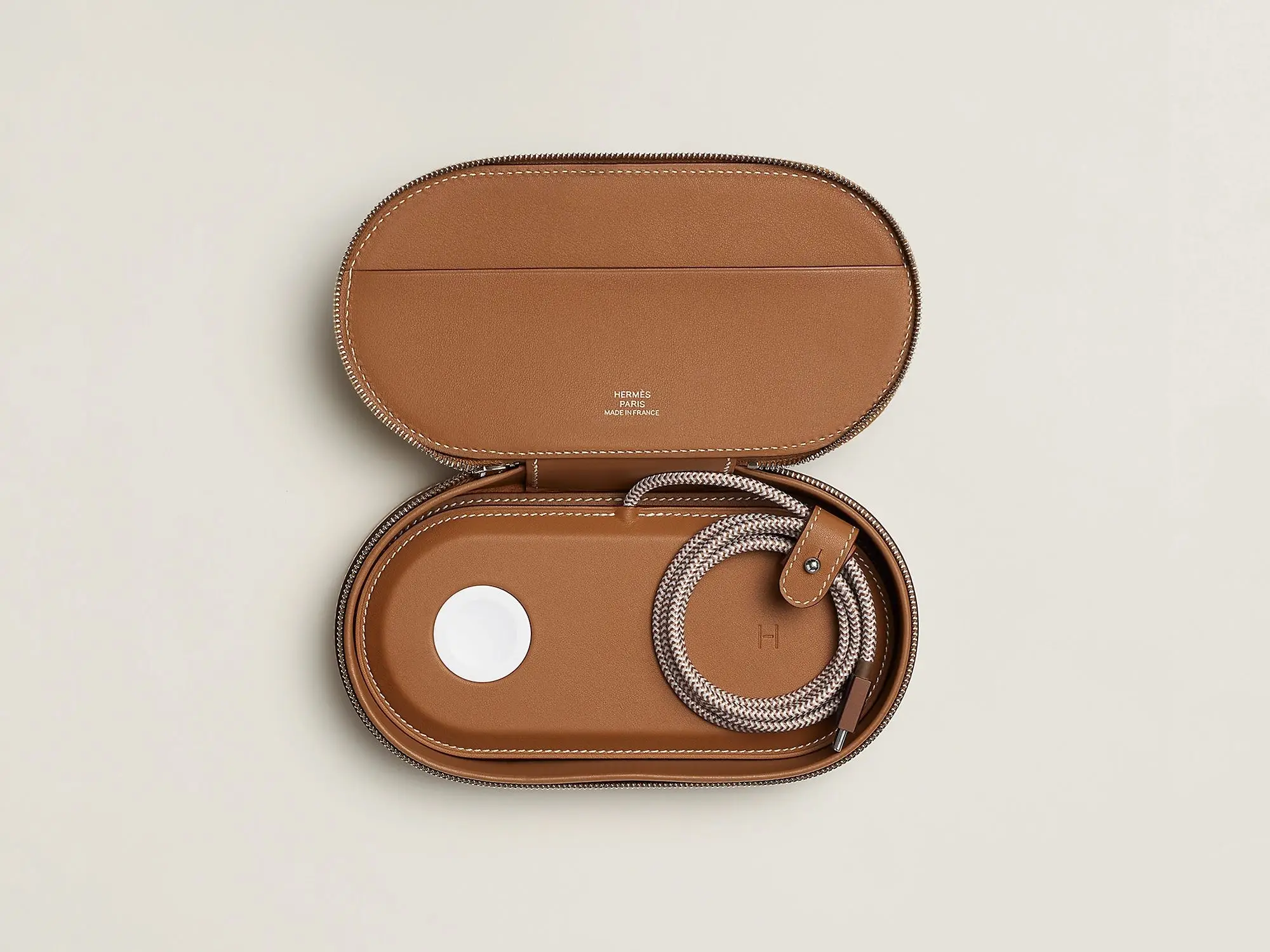 Hermès charging case