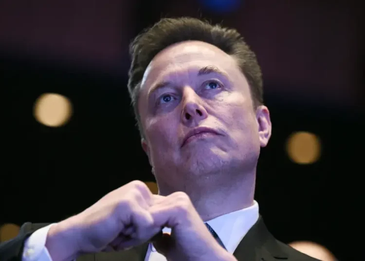 Elon Musk offers to pay the salaries of TSA agents