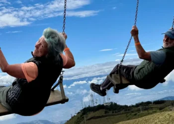 I gave my marriage a 2-day mental health break and explored a nearby city solo. It was just what I needed.