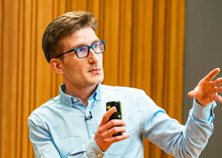 This researcher has a new way to measure AI performance. It’s BS, literally.