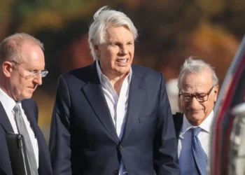 Ex-CEO of Abercrombie & Fitch was recorded on prison tape saying doctors ‘better find me incompetent’