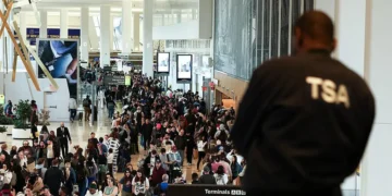 Why some airports have hours-long security lines, and others are a breeze