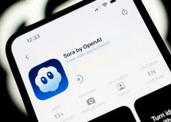 Farewell, Sora. You were too beautiful and too stupid for this world.