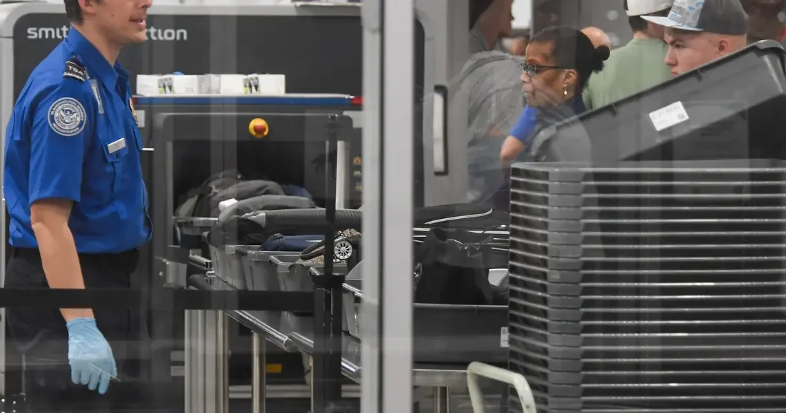 Do you have what it takes to be a TSA agent? Take our quiz on what gets through airport security.