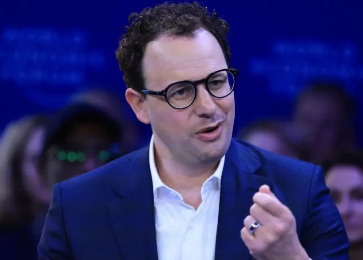 Judge temporarily blocks the Pentagon from declaring Anthropic a national security risk