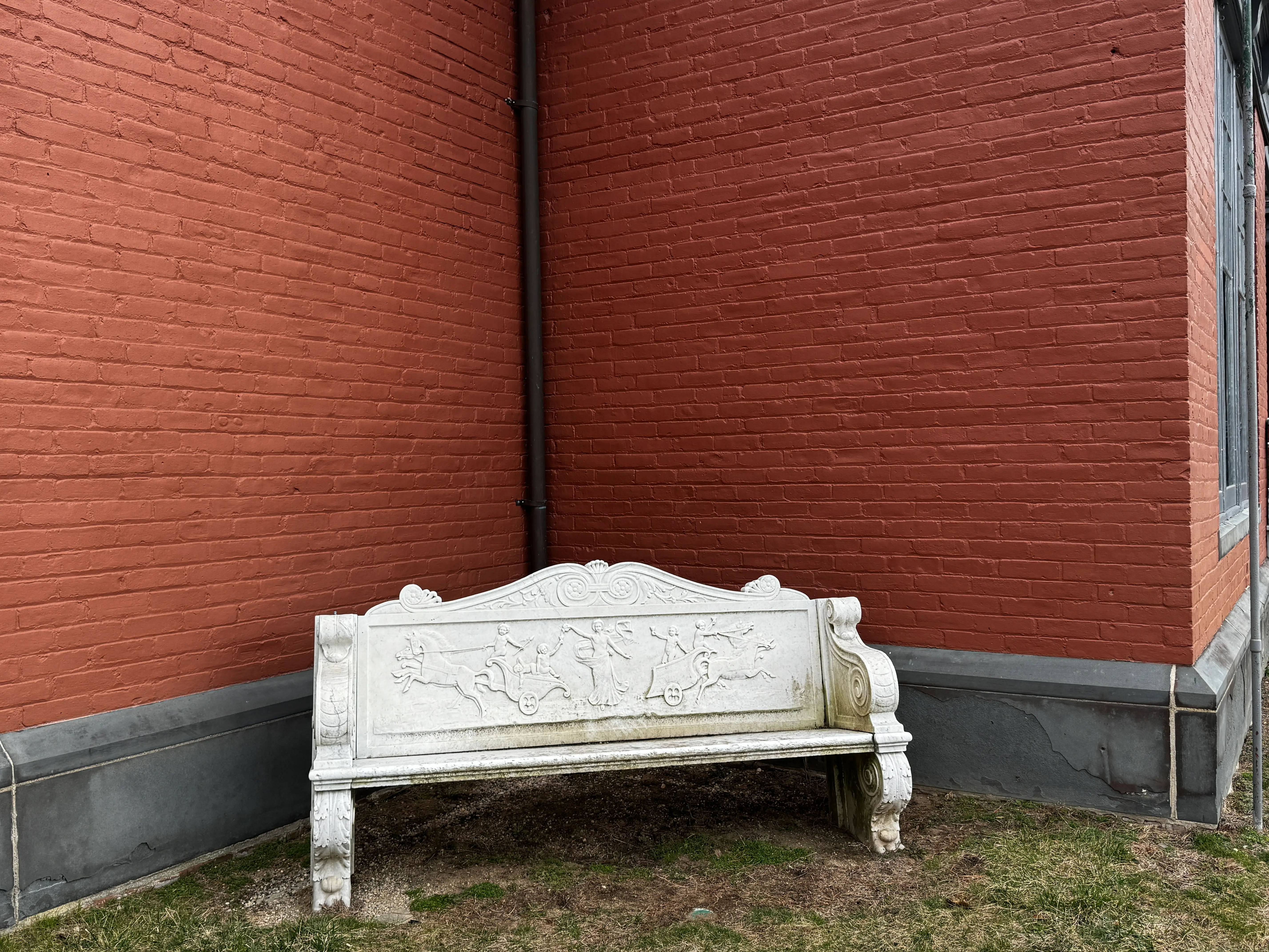 bench at sagamore hill