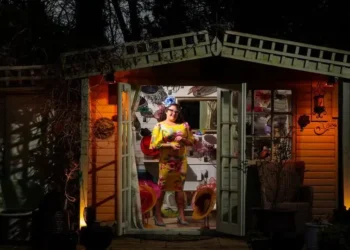 I run my business from an 18-square-foot shed in my parents’ backyard. It cut my rent and childcare costs.