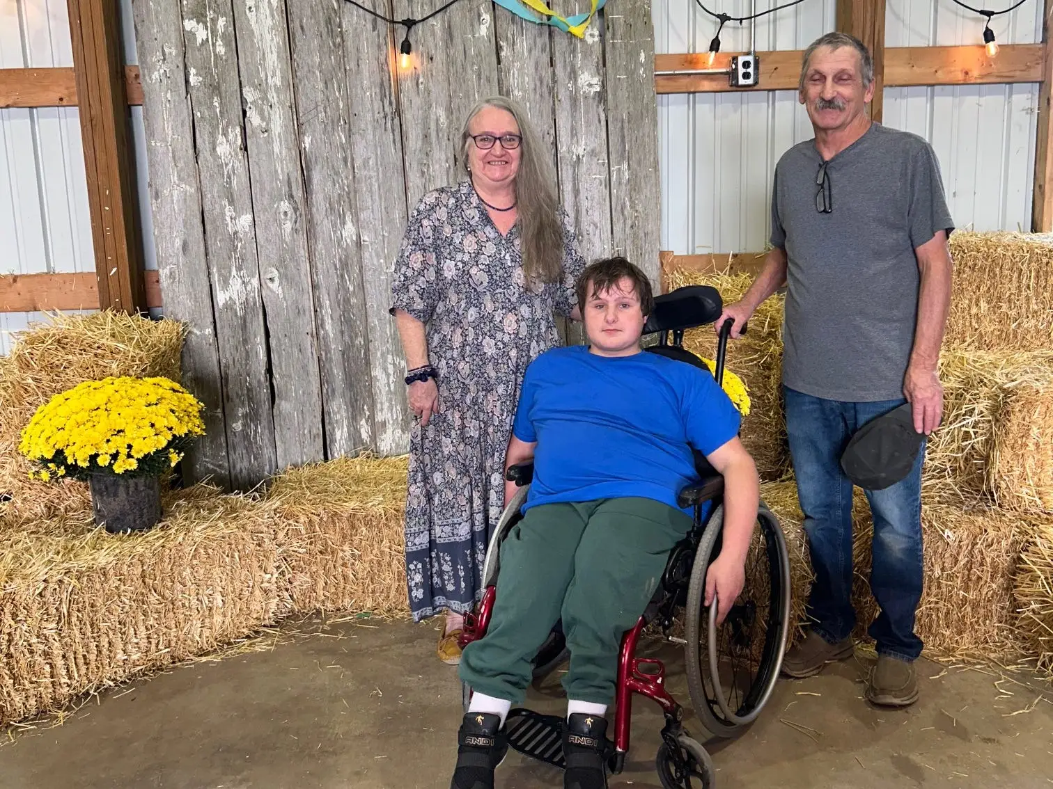 Martin Odum with his wife and grandson, Noah