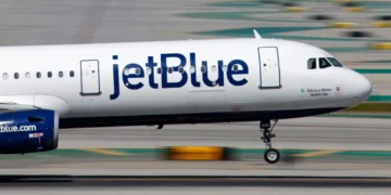 JetBlue hikes fees for checked bags, citing ‘rising operating costs’