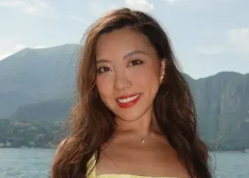 Former MBB consultant shares 3 ways to stand out in a consulting case interview — and 3 pitfalls to avoid