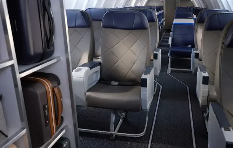 United is revamping one of its most hated regional jets. It’s adding first-class and bins that fit carry-ons: See inside the CRJ450.