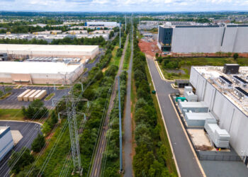 A suburb rife with data centers set to fight Amazon plan for another