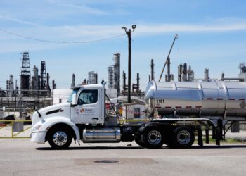 Small businesses reeling from tariffs brace for spiking oil prices