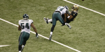 Former NFL players don’t want Trump using them to sell the Iran war