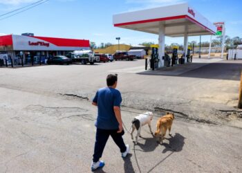 One gas station, two drivers and three fill-ups: The Iran war hits home