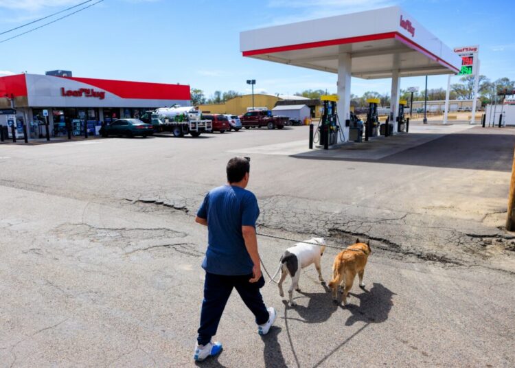 One gas station, two drivers and three fill-ups: The Iran war hits home