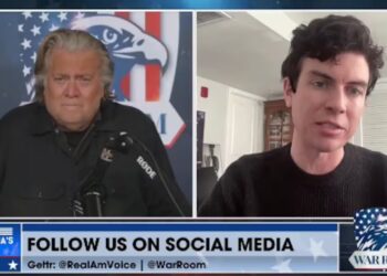 MAGA Kingmaker Stokes Trump Civil War With ‘Total Betrayal’ Jab