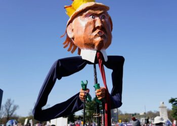 ‘No Kings’ Protest Organizers Expecting Record Turnout Against Historically Unpopular Trump
