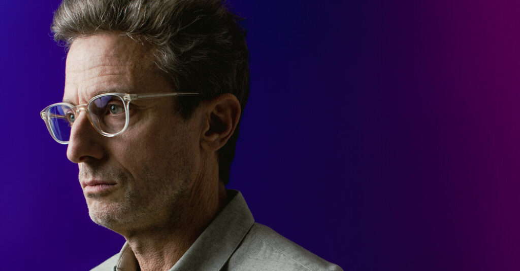 Can Jonah Peretti Save BuzzFeed From Extinction?