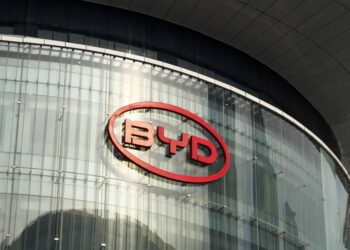 How BYD Got EV Chargers to Work Almost as Fast as Gas Pumps