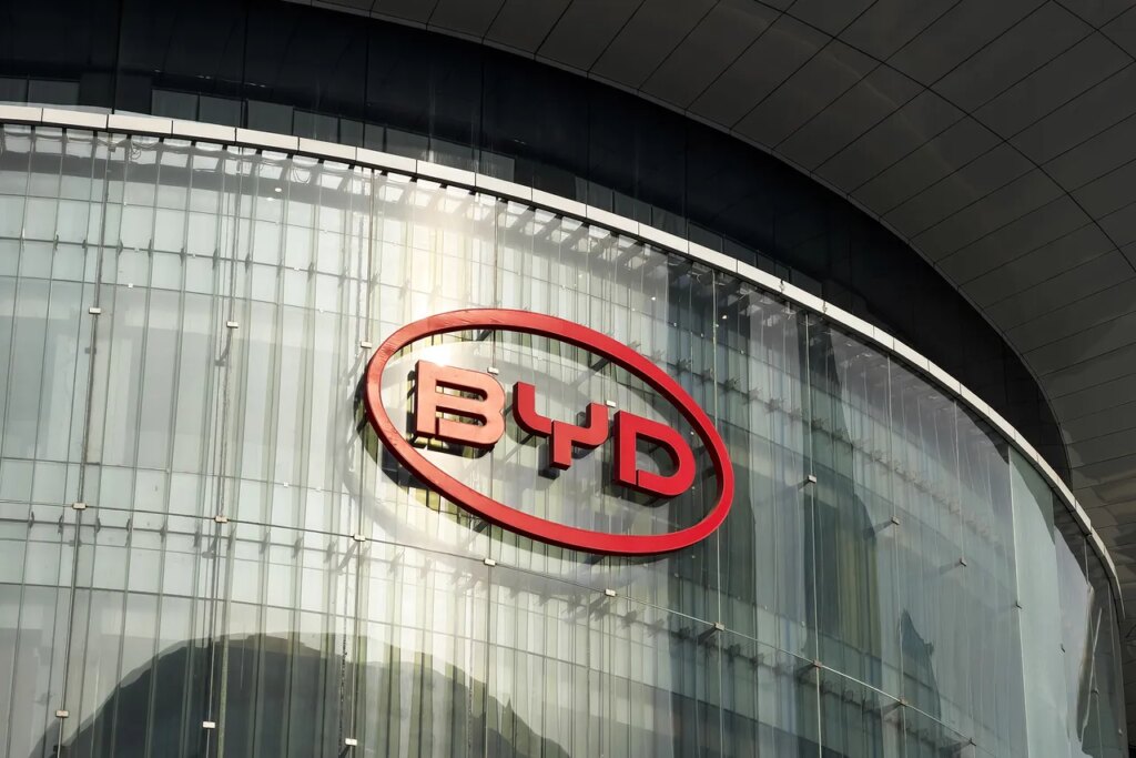 How BYD Got EV Chargers to Work Almost as Fast as Gas Pumps