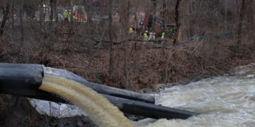 High bacteria levels found in nearby stream after Potomac sewage spill
