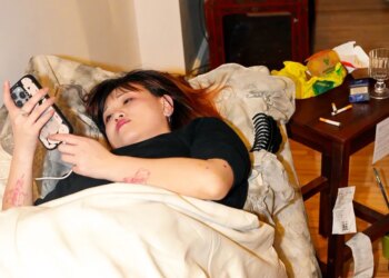 An Artist Spent a Whole Week ‘Bed Rotting’ in a Public NYC Gallery