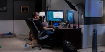 Opposing ICE Might Save the Country. It Could Also Ruin Your Life