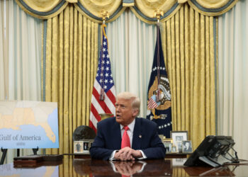 Justice Dept. plans to abandon defense of orders targeting law firms