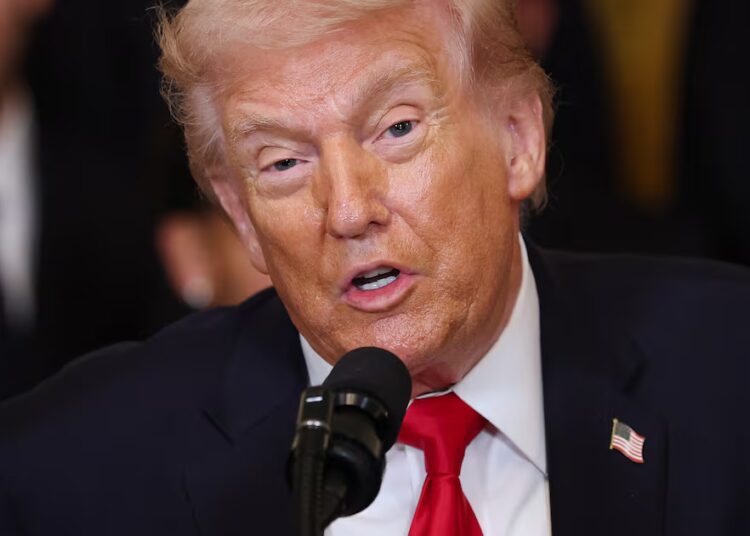 Trump Rocked by Shock Disastrous Economy Downturn