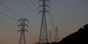 An expert says his plan would slash energy bills by 30 percent