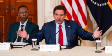 How Trump Drove a Wedge Between Florida Republicans Over A.I.