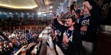 Why America is in no mood to rally around the flag