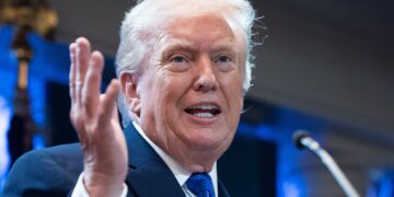 ‘Paranoid’ Pentagon Officials Are Secretly Panicking