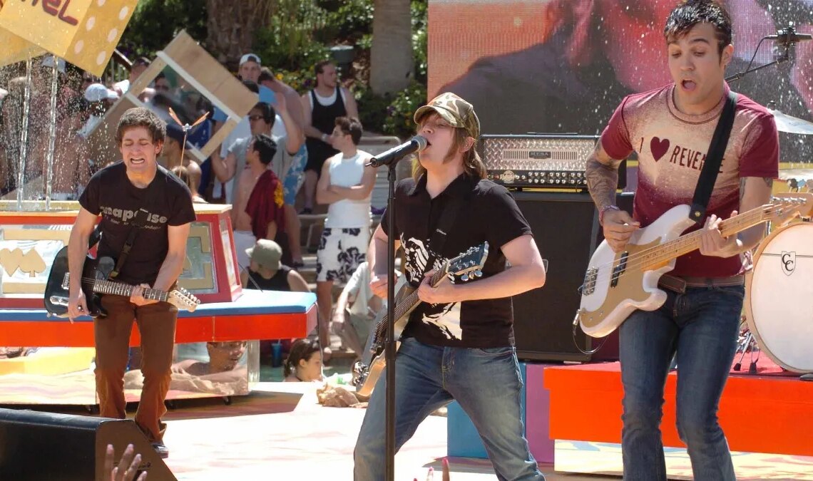 5 Songs Every Former Scene Kid Still Knows by Heart