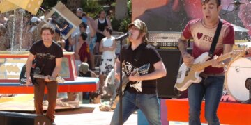 5 Songs Every Former Scene Kid Still Knows by Heart