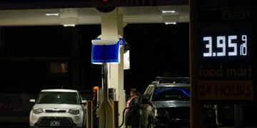 Turns out gloomy Americans were right about the economy