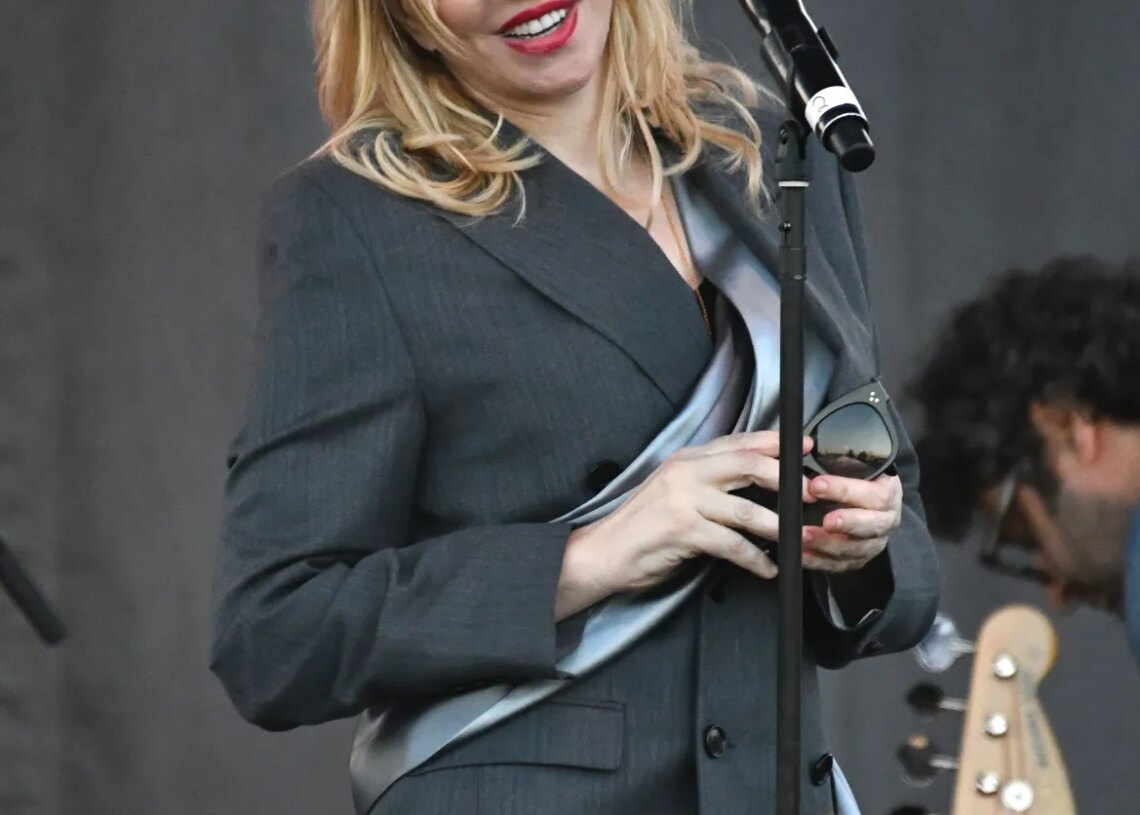 Courtney Love Really Likes Geese But Compares Their Fanbase to ’13-Year-Old Swifties’